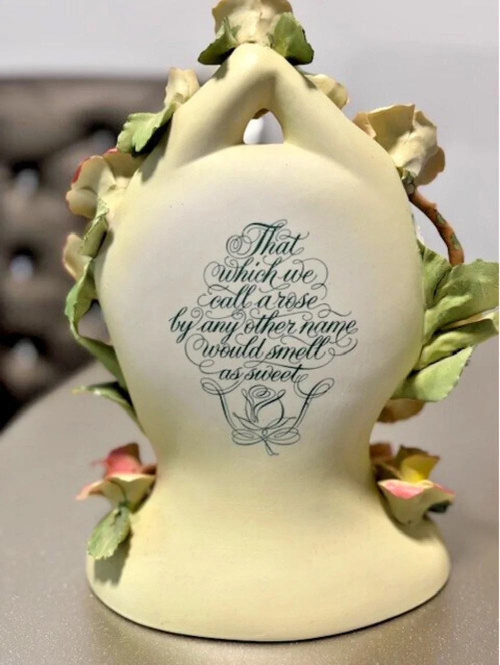 Capodimonte Roses of romance clock fine porcelain made In Italy